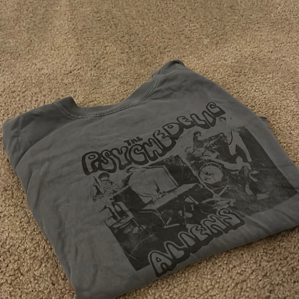 Brandy Melville tee shirt